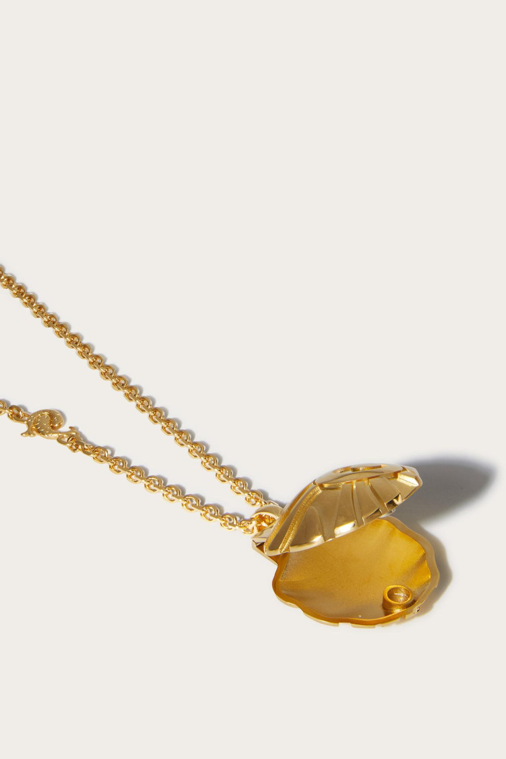 PUCCI Jewellery | Women Shell Locket Sautoir Necklace