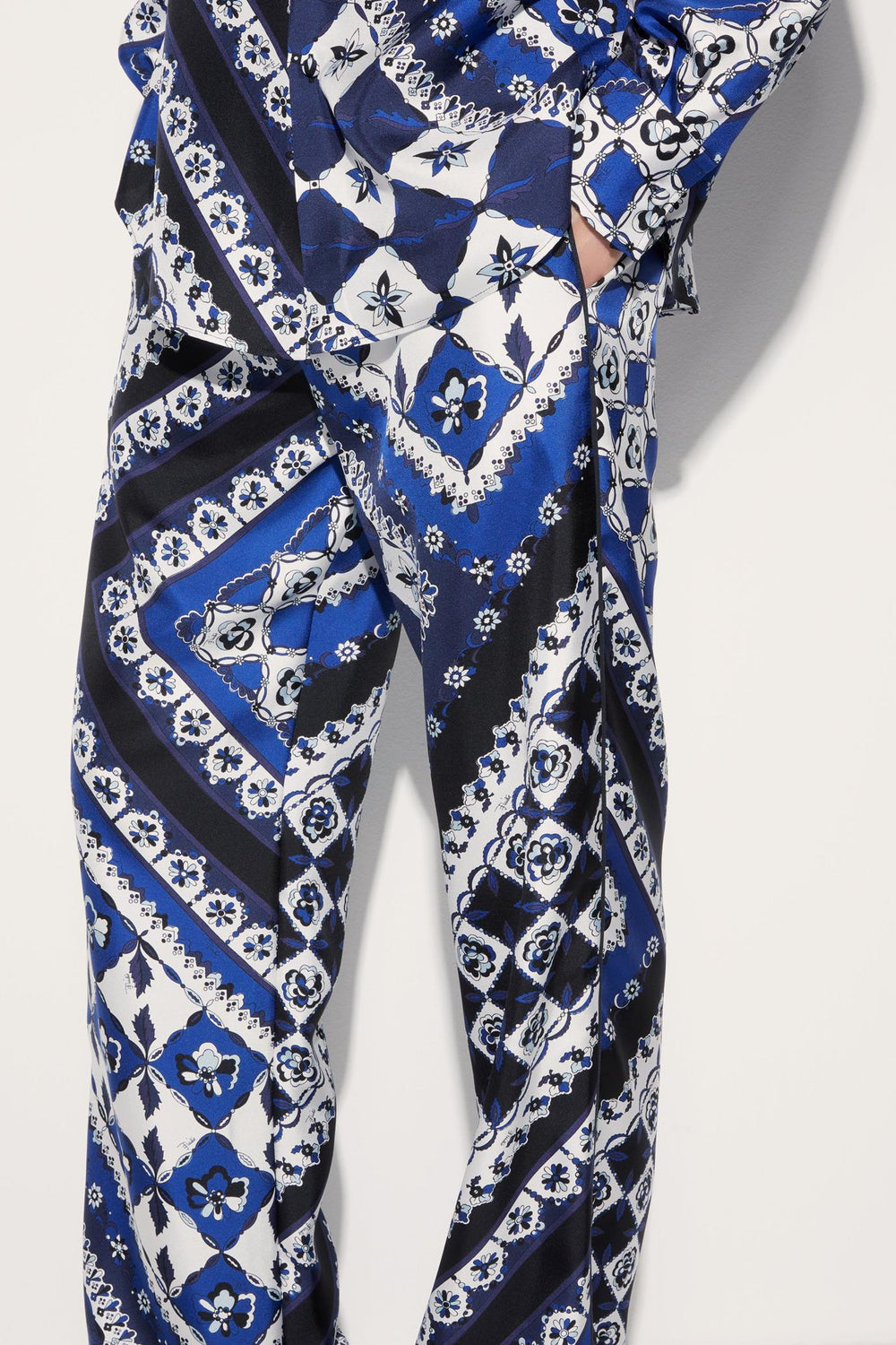 PUCCI Ready To Wear | Men Festa-Print Silk-Twill Trousers