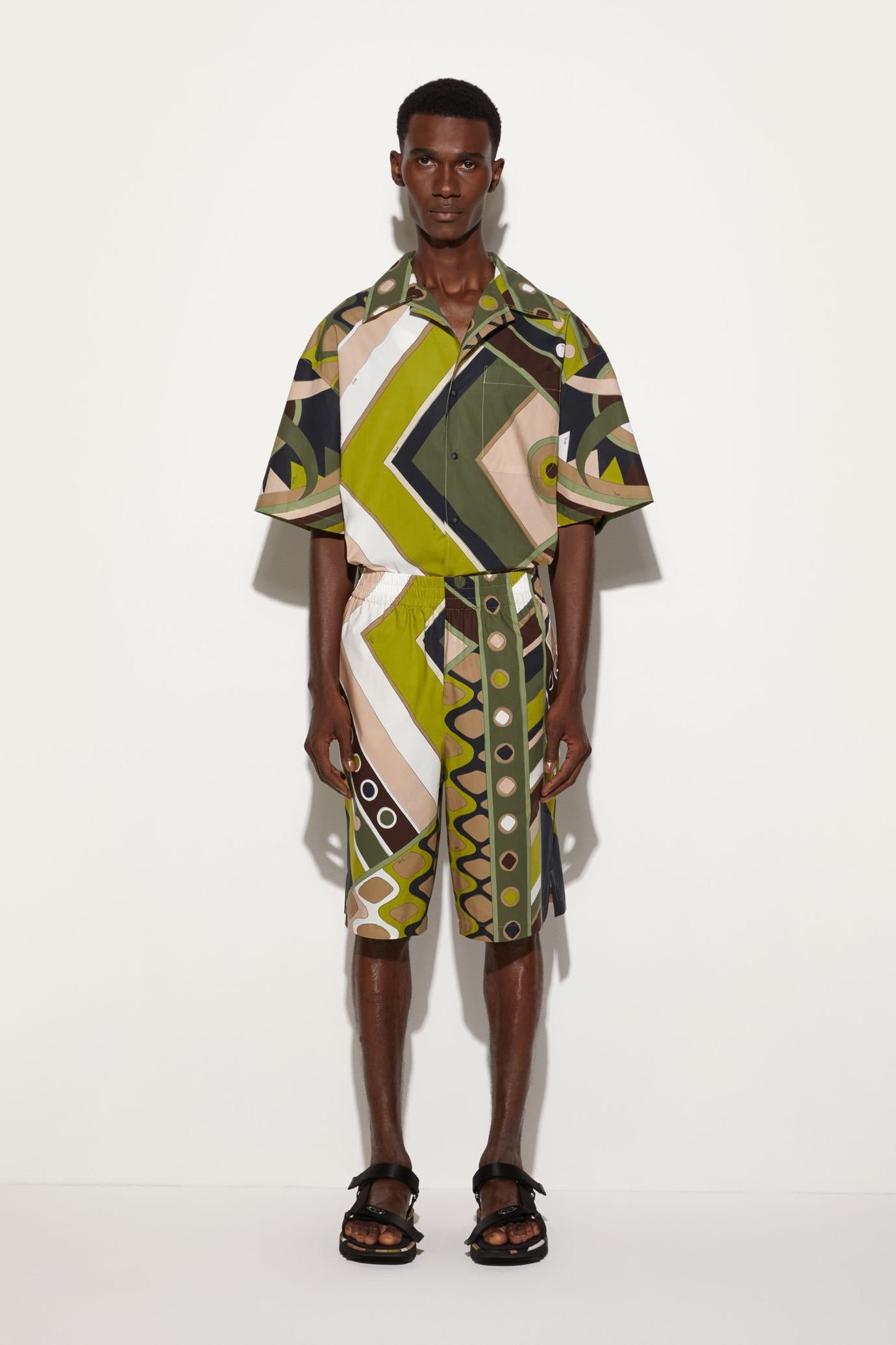 PUCCI Ready To Wear | Men Vivara-Print Cotton Shorts