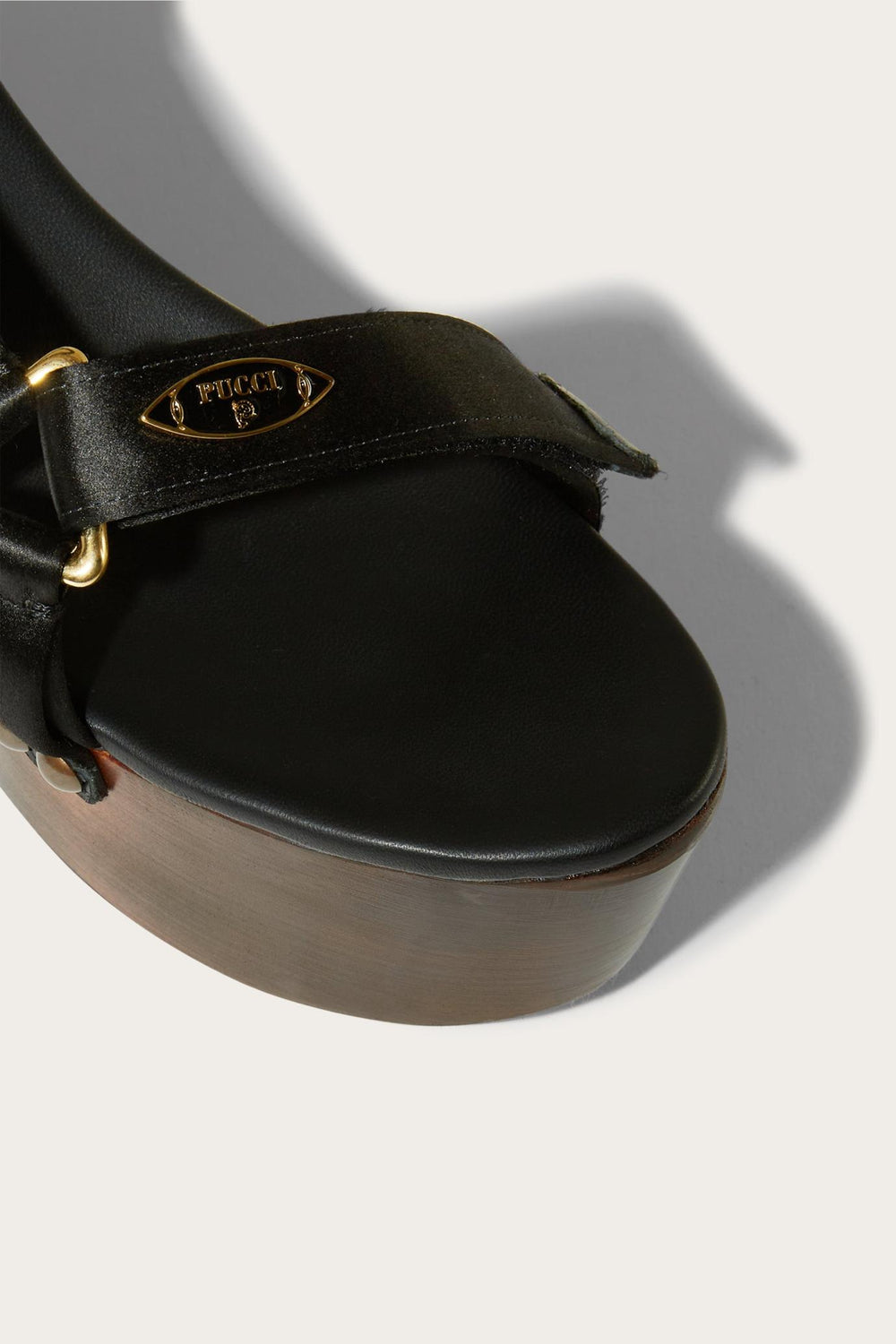 PUCCI Shoes | Women Crush Sandals