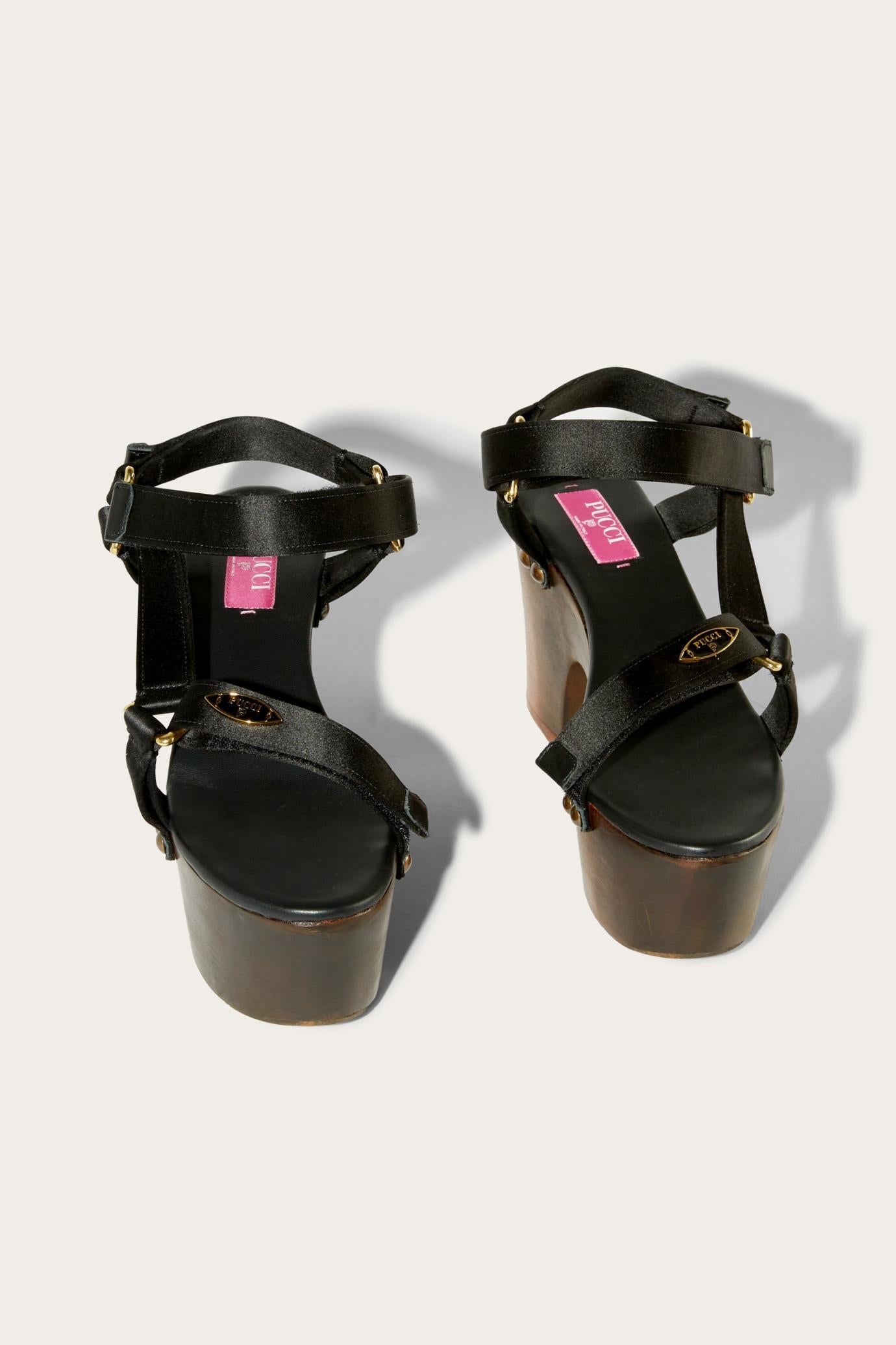 PUCCI Shoes | Women Crush Sandals