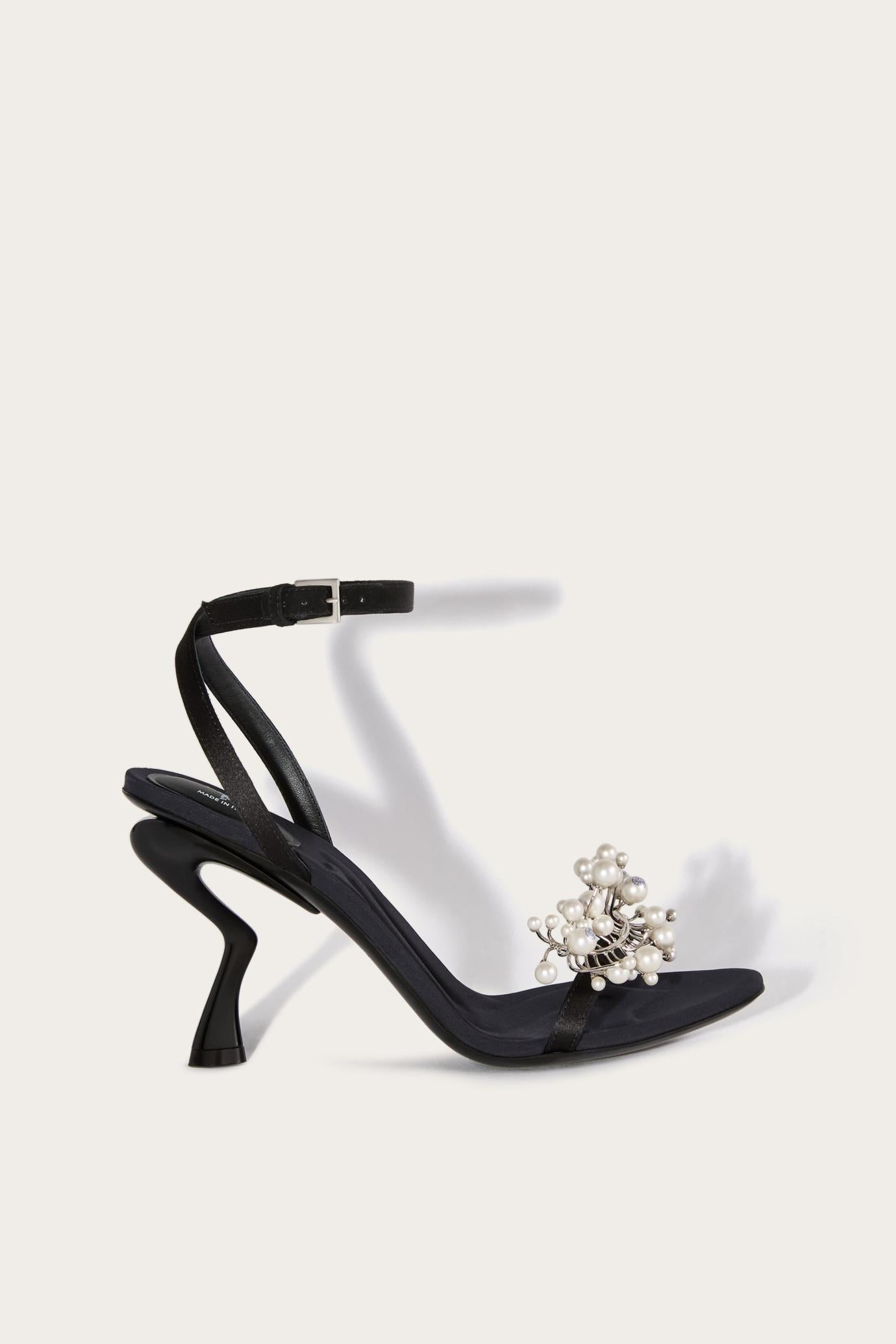 PUCCI Shoes | Women Embroidery Sandals