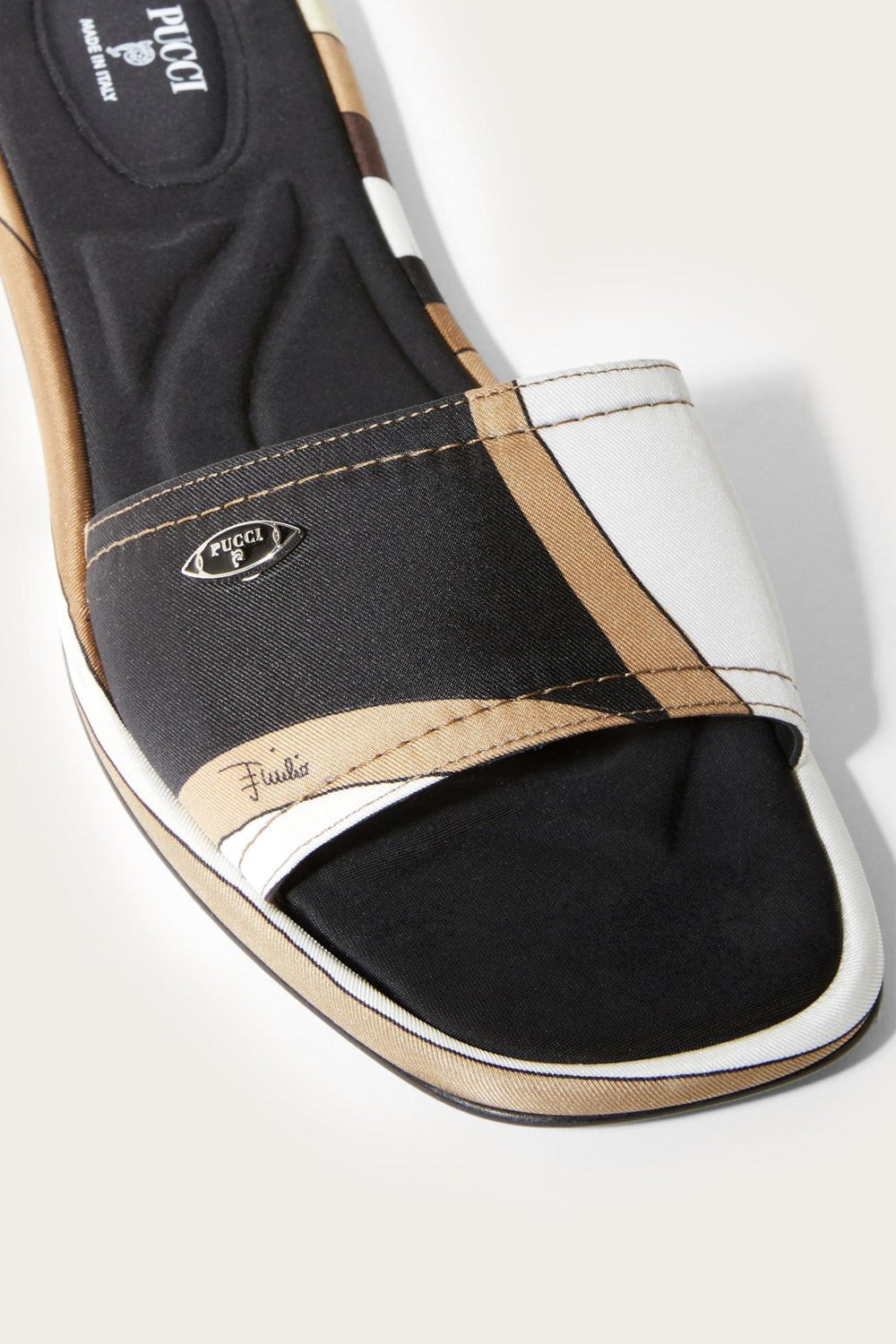 PUCCI Shoes | Women Yummy Sandals